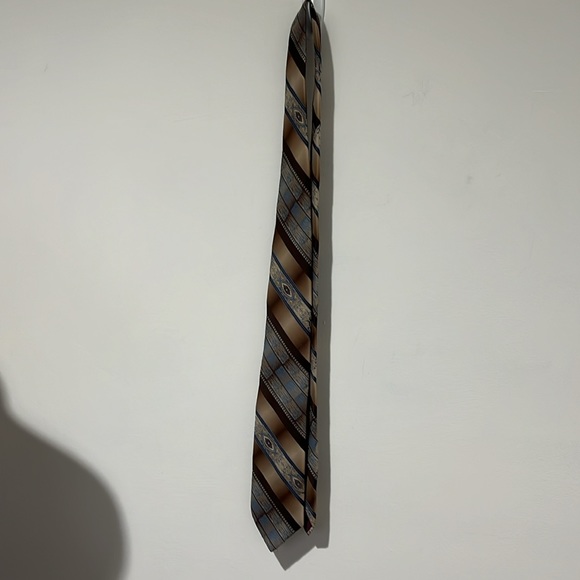 Vintage Beau Brummell men’s necktie 58” long by 3.5” wide 100% polyester - Picture 4 of 5